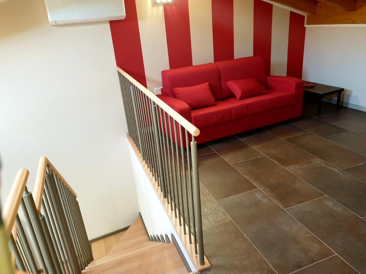 Dimora Rosso San Zeno - Wifi Veloce E Adatto Per Famiglie Verona Exterior photo